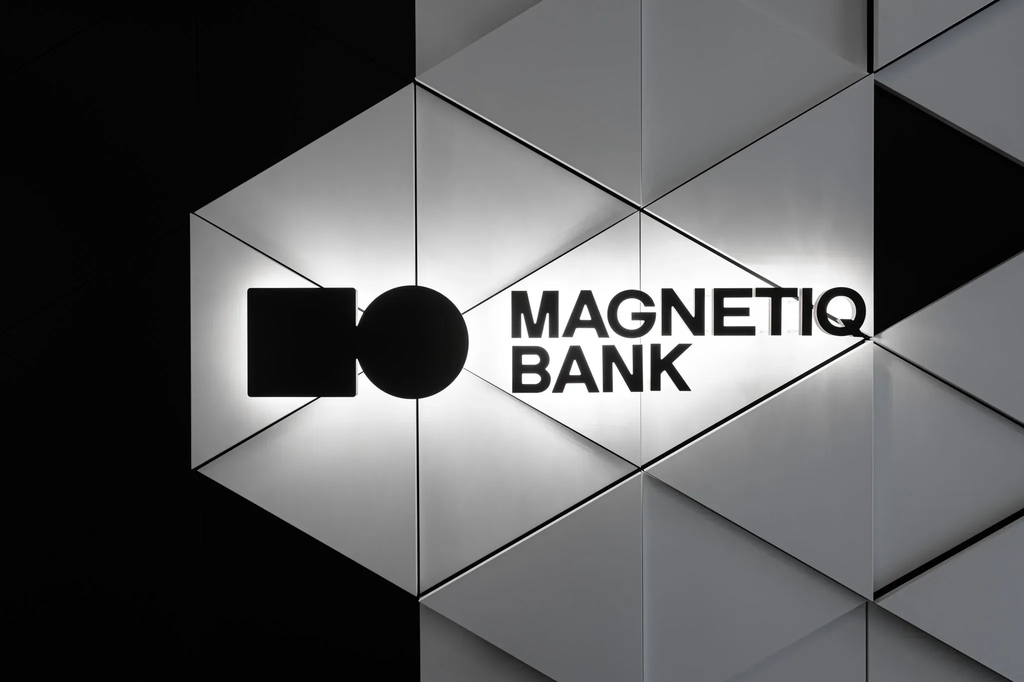 Magnetiq Bank